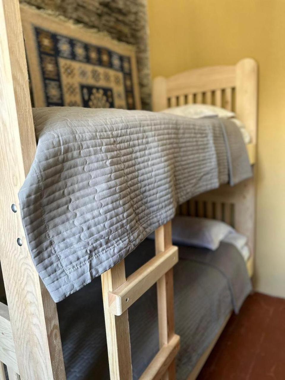 Hotel Nanila Ushguli Zewnętrze zdjęcie