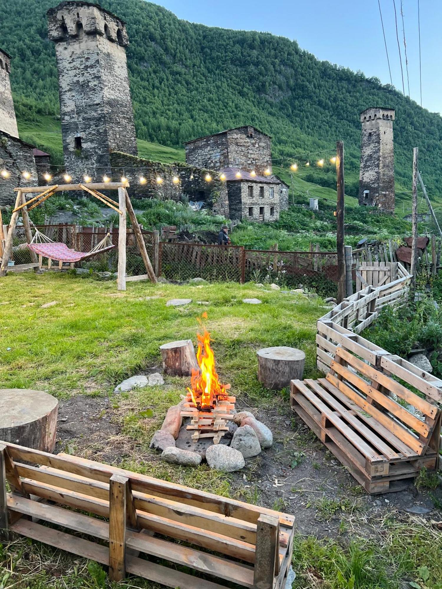 Hotel Nanila Ushguli Zewnętrze zdjęcie
